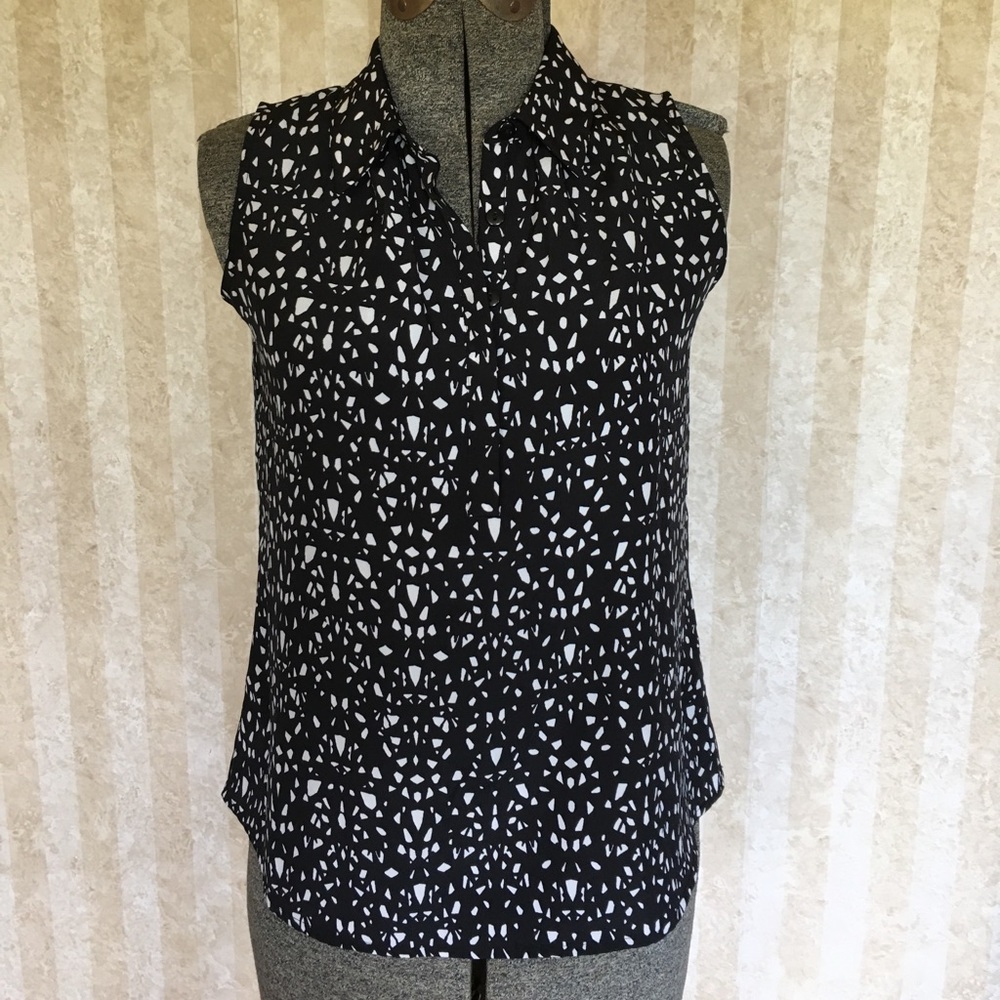 LOFT Sleeveless Blouse XSP